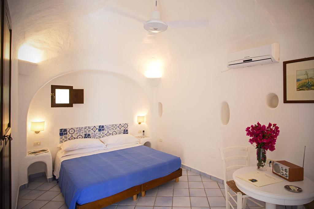 I Dammusi Di Borgo Cala Creta Hotel Đảo Đảo Lampedusa Phòng bức ảnh