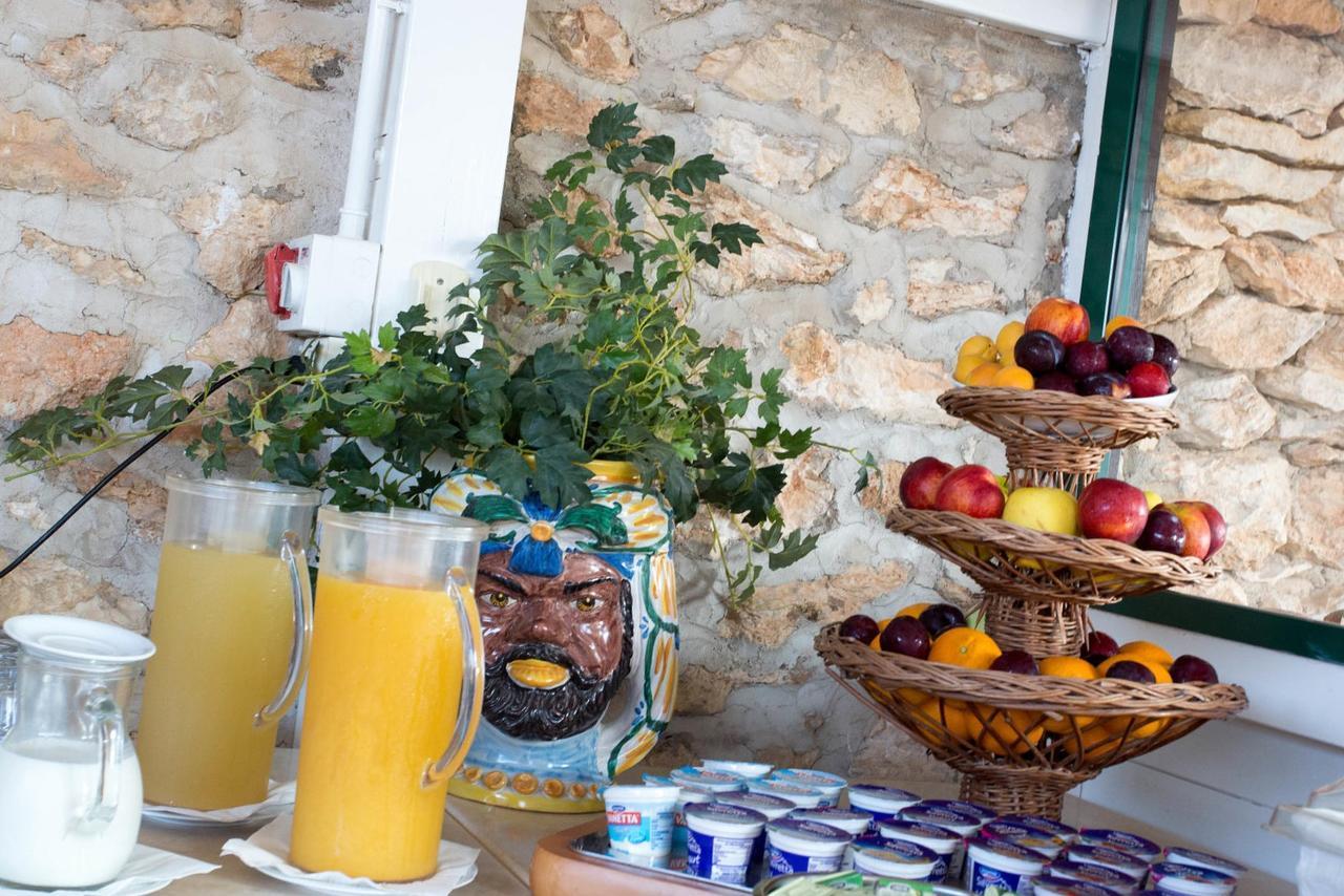 I Dammusi Di Borgo Cala Creta Hotel Đảo Đảo Lampedusa Ngoại thất bức ảnh